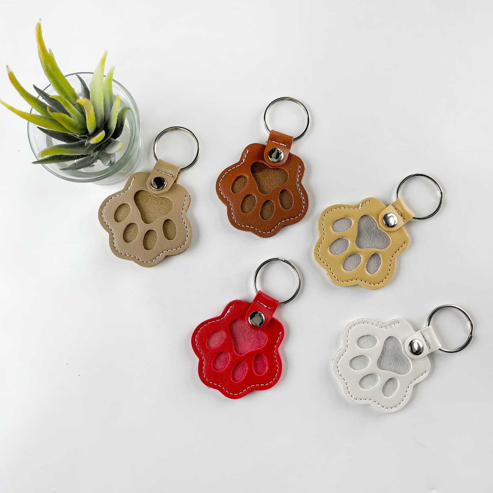 New Pet Hair Storage Bag, Dog Paw Keychain Pendant, Cat and Dog Hair Storage Keychain - Image 3